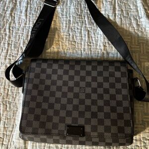 Louis Vuitton messenger bag